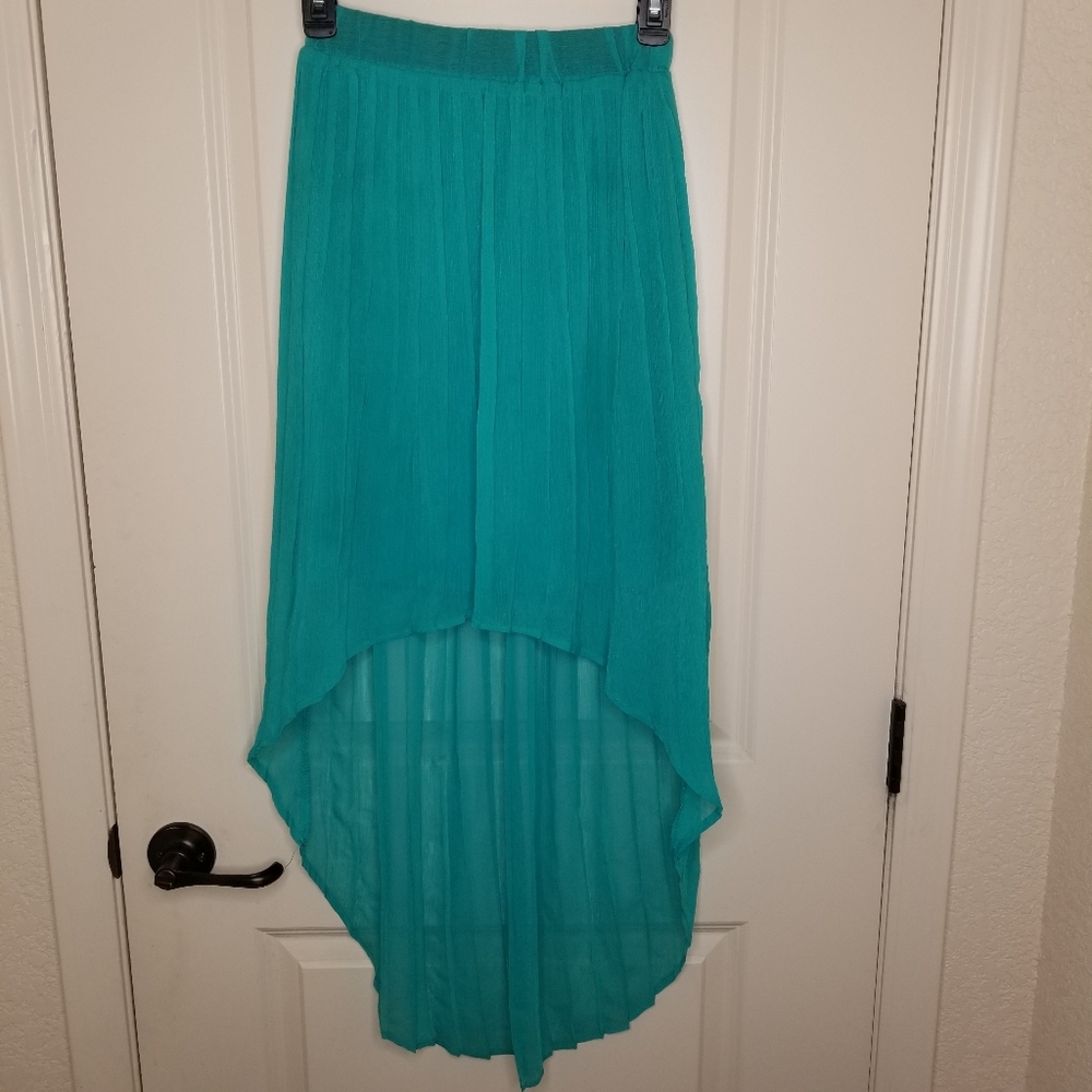 Xhilaration high-low skirt